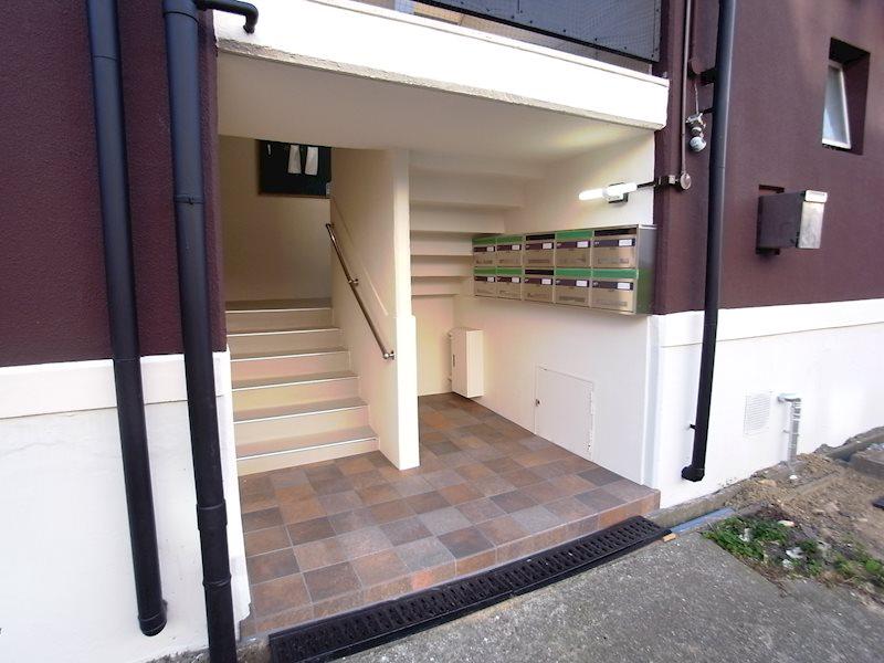 高津橋農住団地 A棟