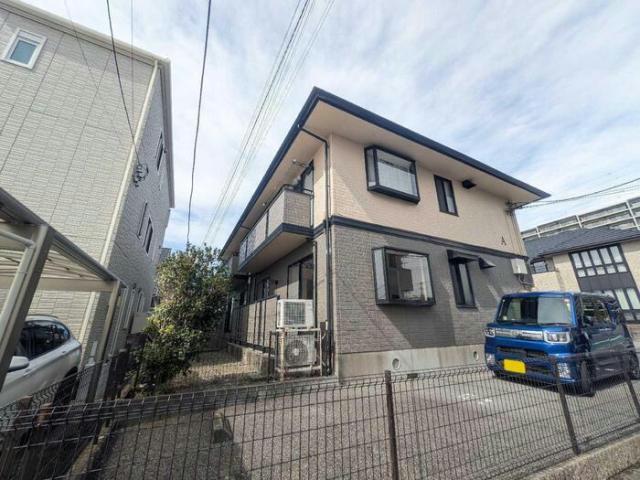 TWIN HOUSE A