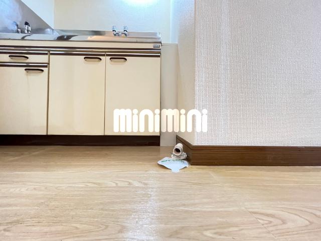 コーポコヤナギ