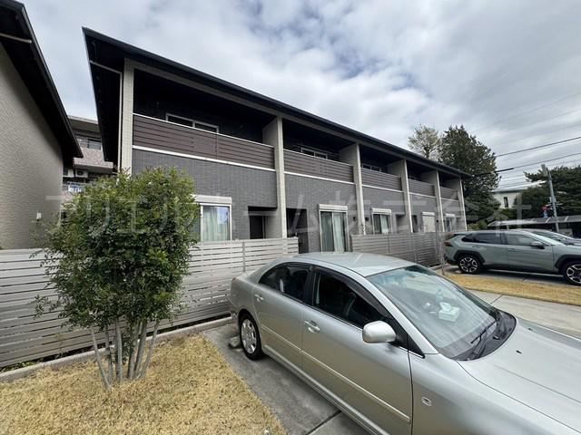 J WING イースト