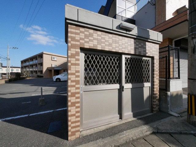 第3三城ハイツ