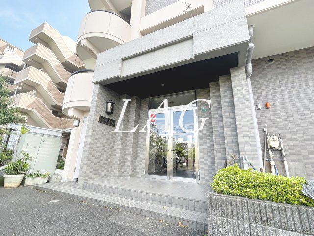 サンモール1番館B棟