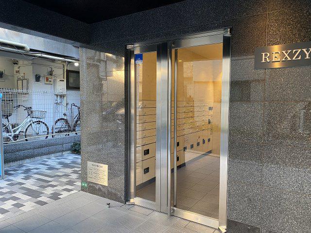 REXZY西川口AZ