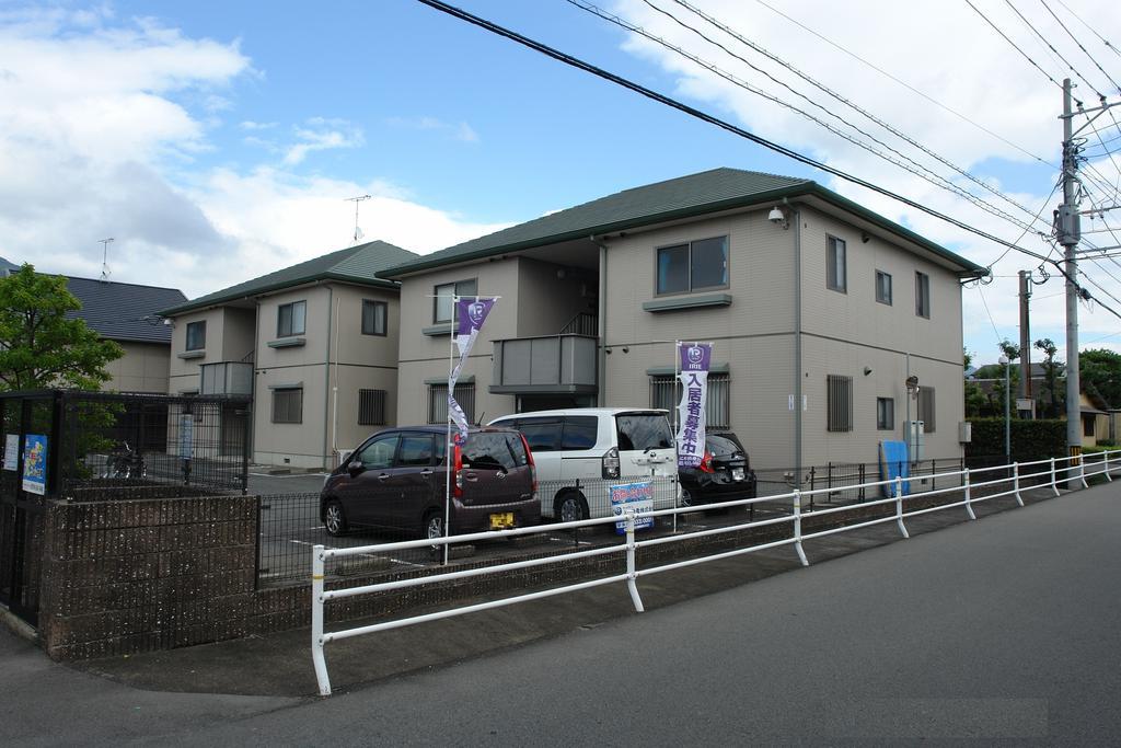 ニューフィールド須恵 A棟