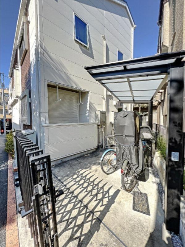 URBAN VILLA