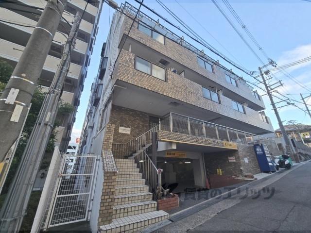 香里ロイヤルプラザ