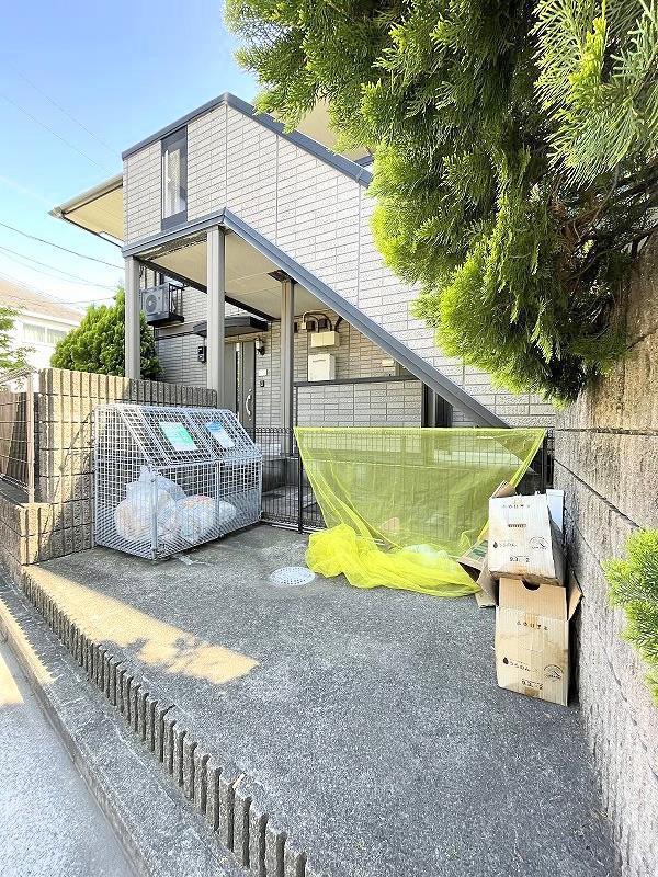 アムール大倉山 C棟
