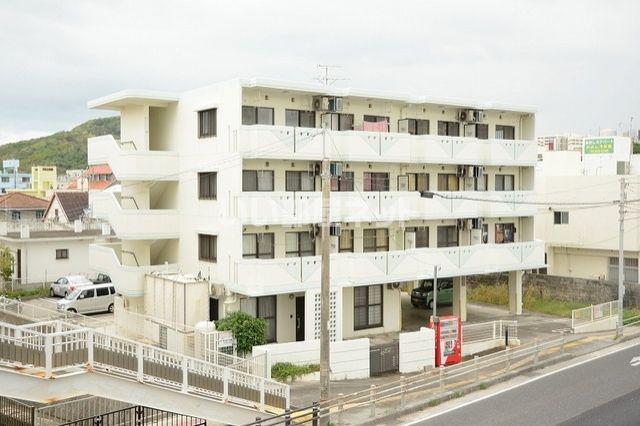 テラス比嘉