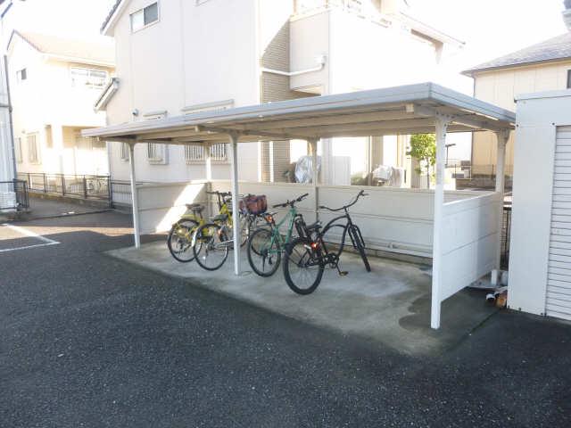 グランドハイツB棟