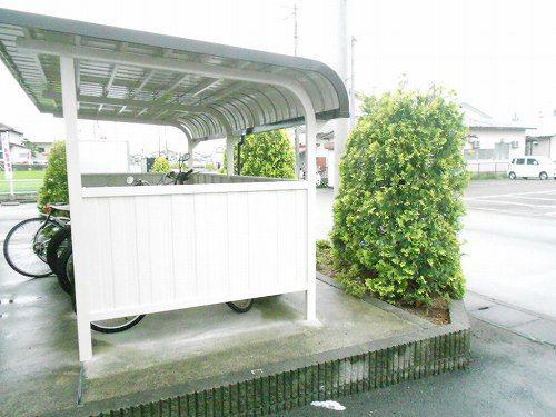 エーデル高松A