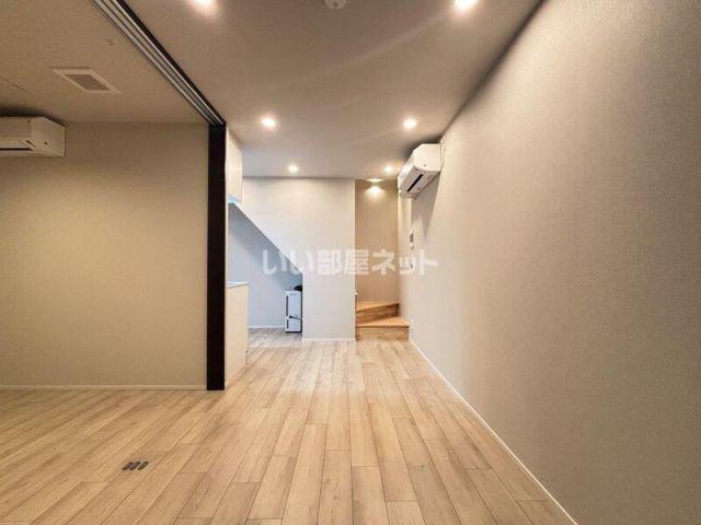 LIVEFLAT高田馬場