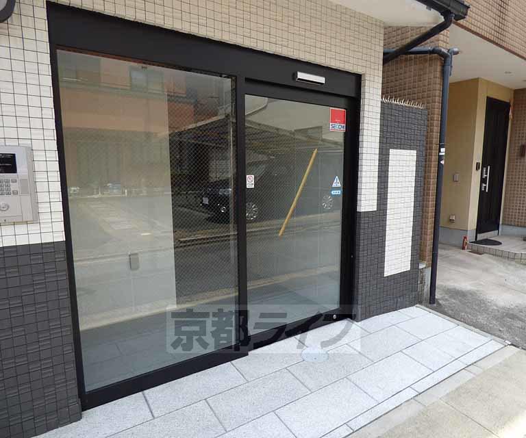 グランレブリー御所西