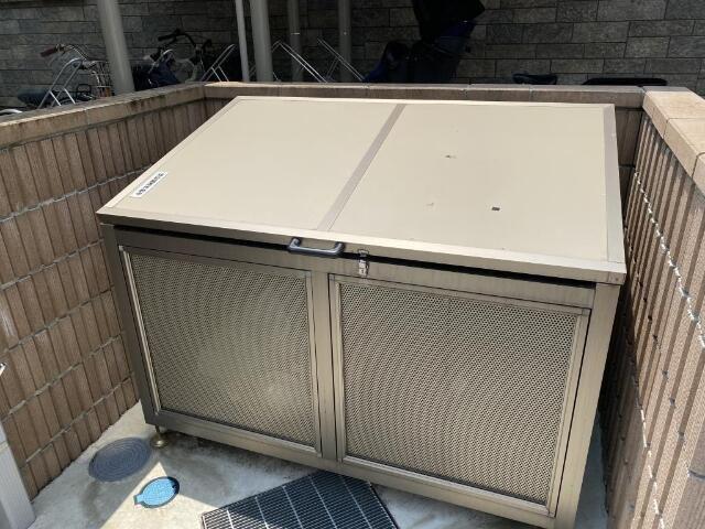 中野区上高田3丁目 アパート