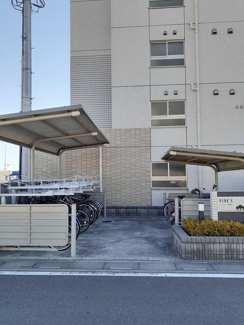 パインズ美園