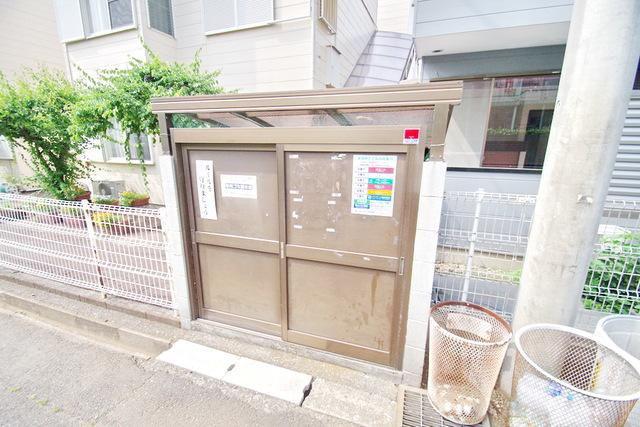 ガーデン栗里