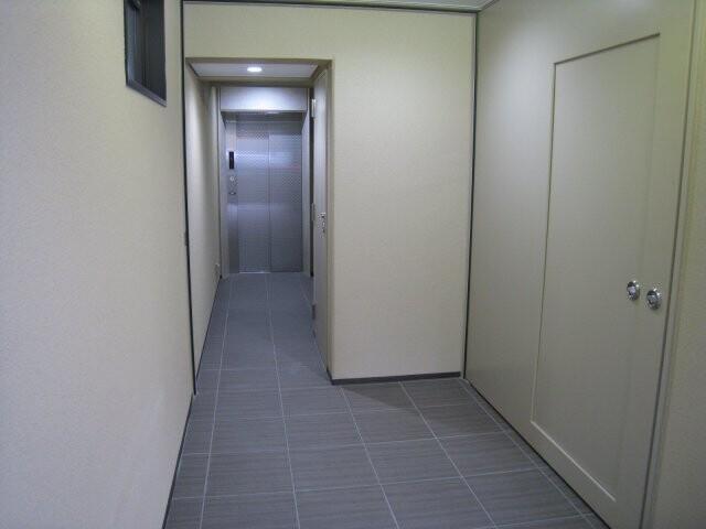 アヴニール御所南II