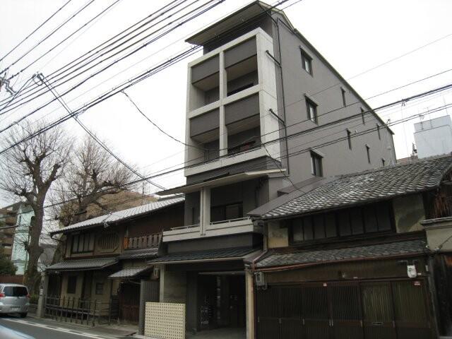 アヴニール御所南II