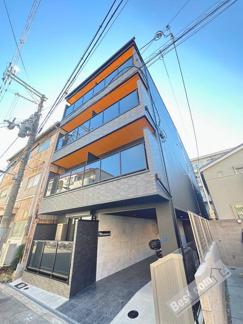 NU岸里駅前