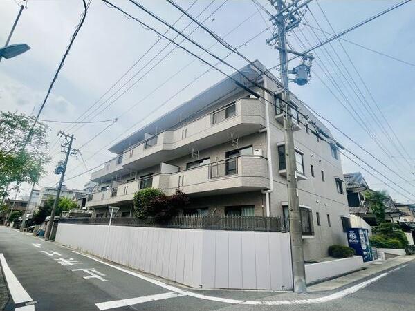 ロイヤル西崎