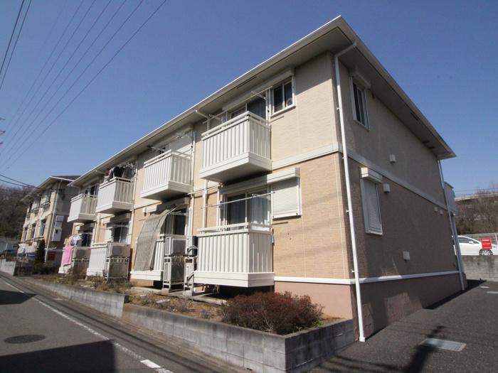 クレール四季彩の丘六番館