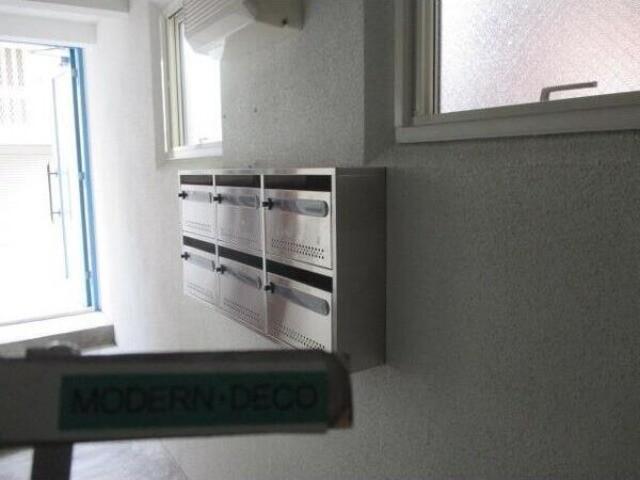 MODERN・DECO
