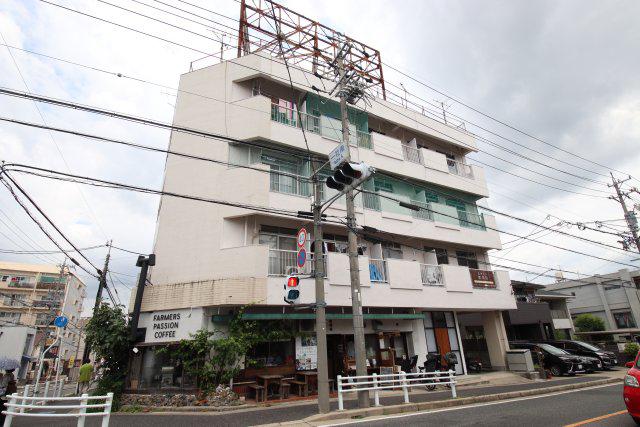 親和ビル