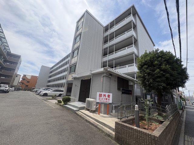 興栄マンションしらはた