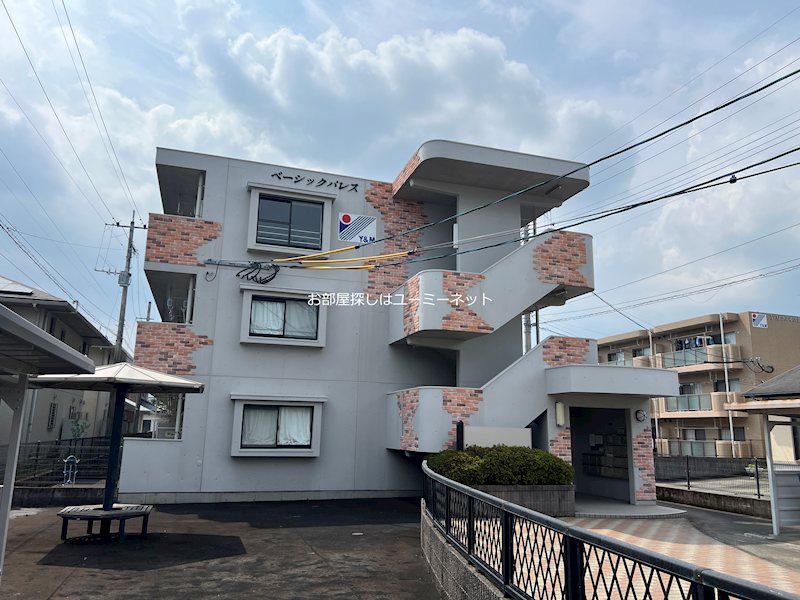 ベーシックパレス