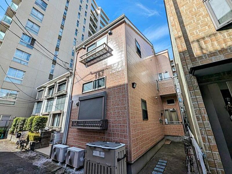 アメリカンリバティー久米川Ⅲ