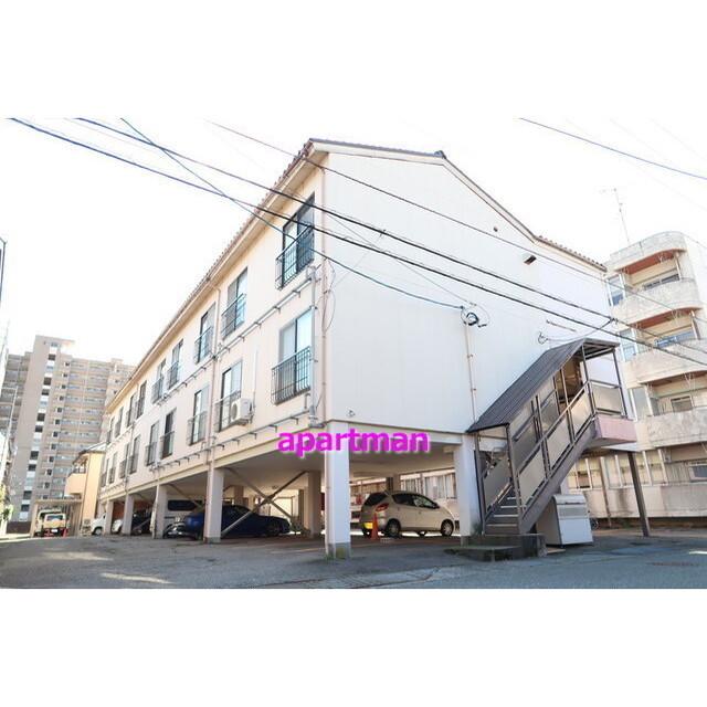 石川県金沢市 3階建 築42年