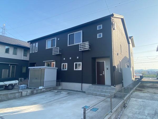 島根県松江市 2階建 築9年