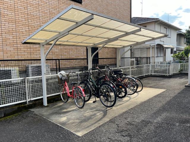 ジュネス92 B