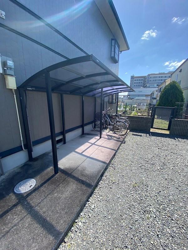 グリーンハイツ岸辺