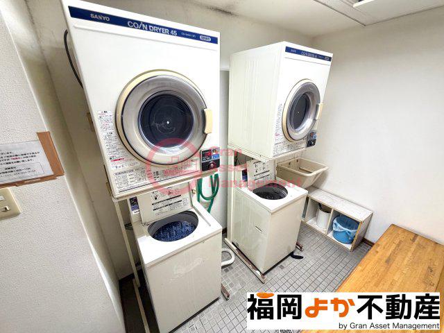 ダイアパレス県庁前