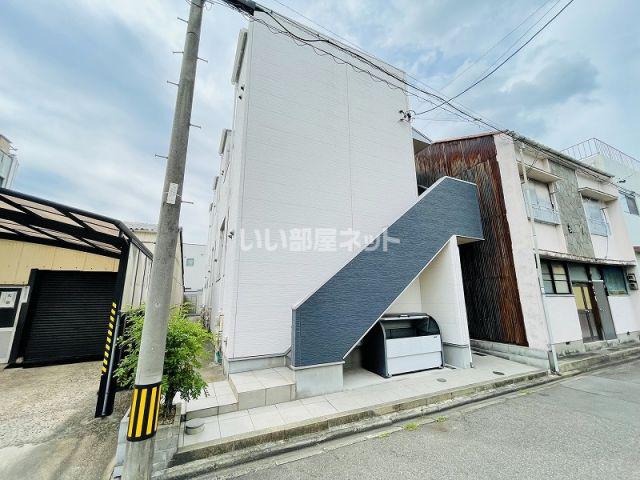 TOMS TENEMENT 3トムズテネメ