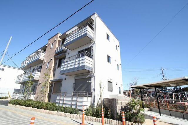 つくばエクスプレス 八潮駅 徒歩9分 3階建 築10年