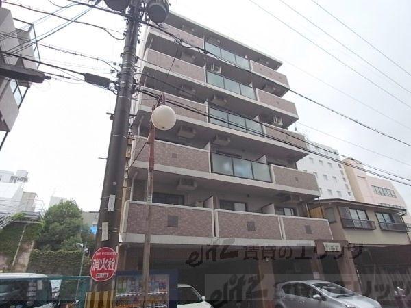 COLLECTION高槻市駅前