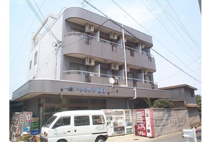 クリオ西口