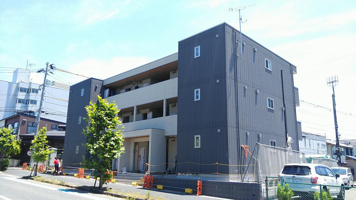 D-PREMIER大学前 202