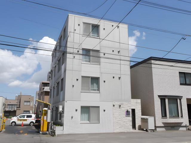 ラベンデール山鼻