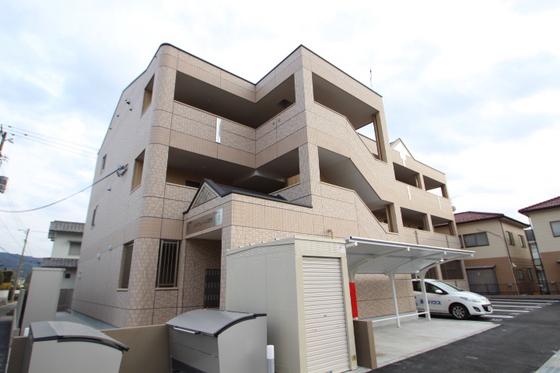 メルヴェーユ川内