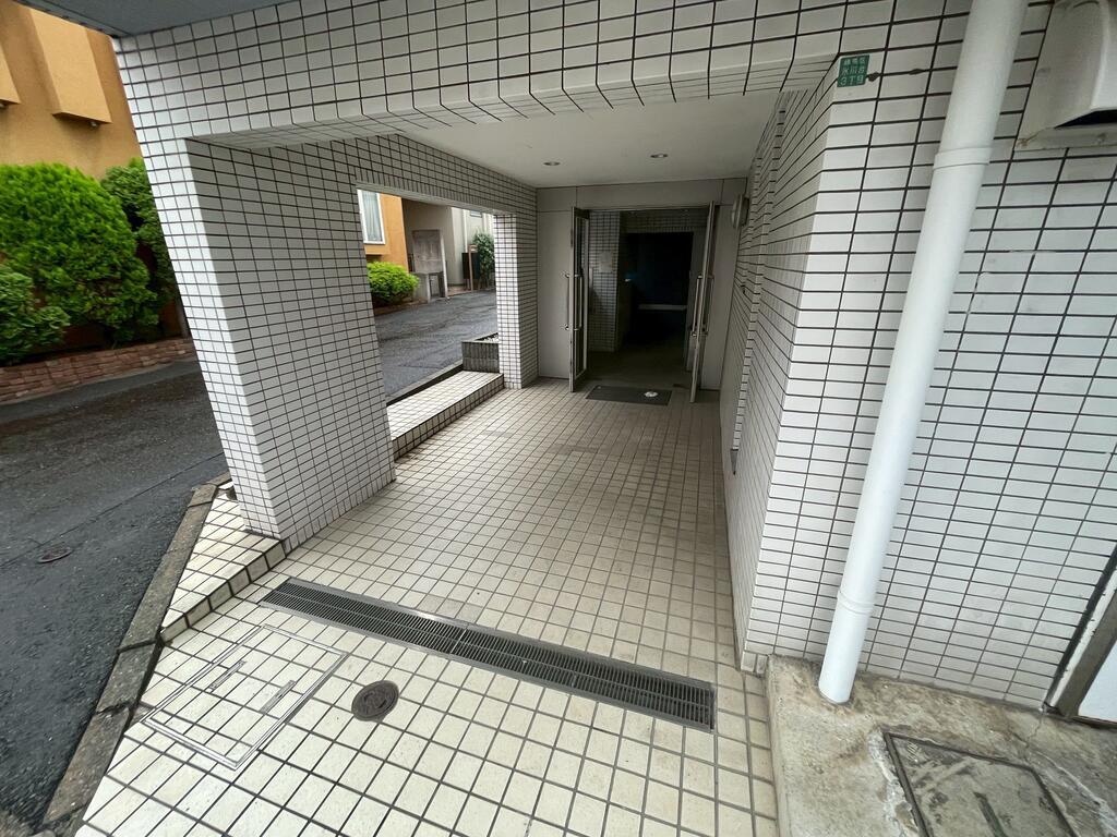 日新ハイツ氷川台