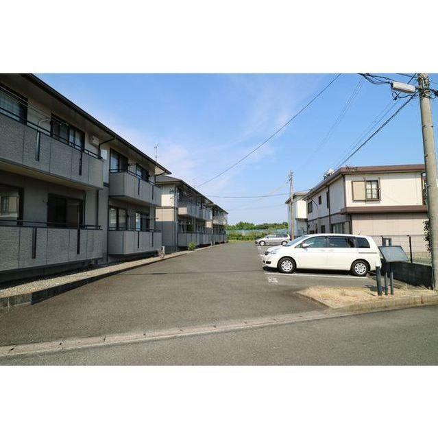 プラース