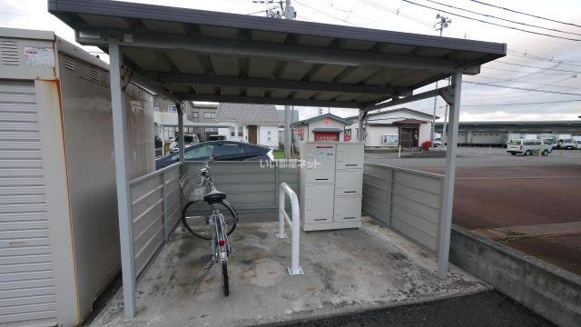 山形県東田川郡三川町 2階建 築12年