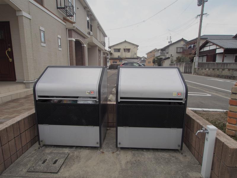 ロイヤルコーポ C