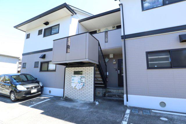 クレセール八木B棟