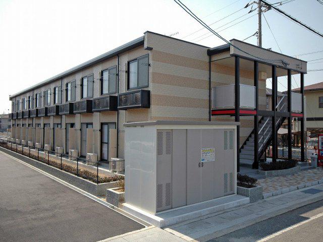 レオパレス鶴新田 南