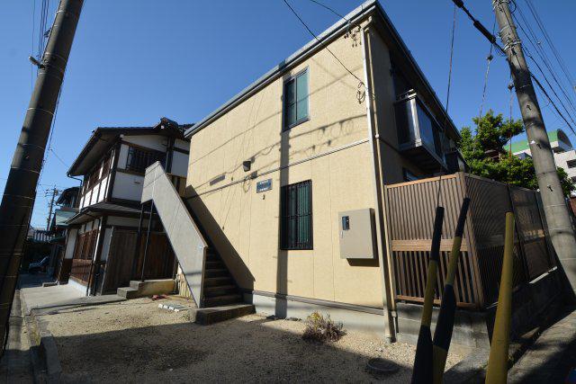 クラスティーナA棟