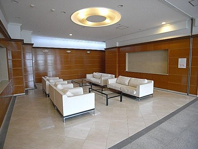 ディークラディア川西