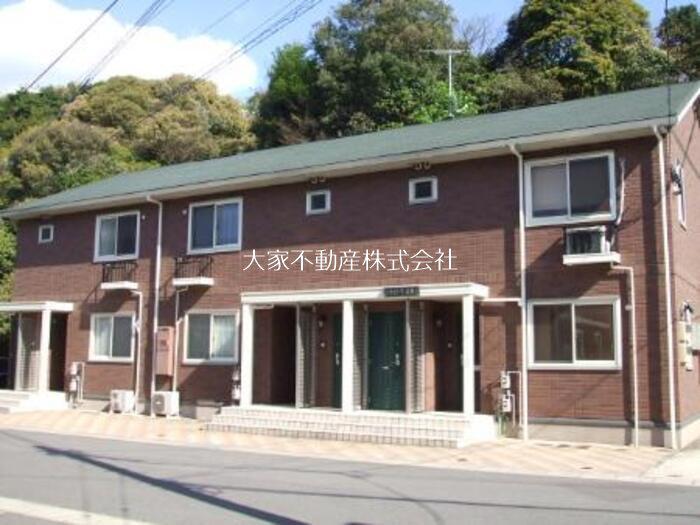 ロイヤルガーデン貝津A